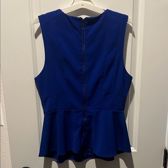 Skies Are Blue Business Casual Top - Picture 4 of 4